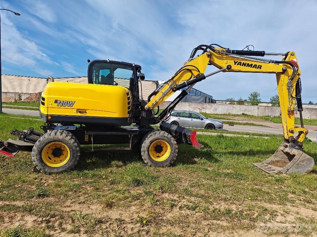 Yanmar B110W Wheeled excavators