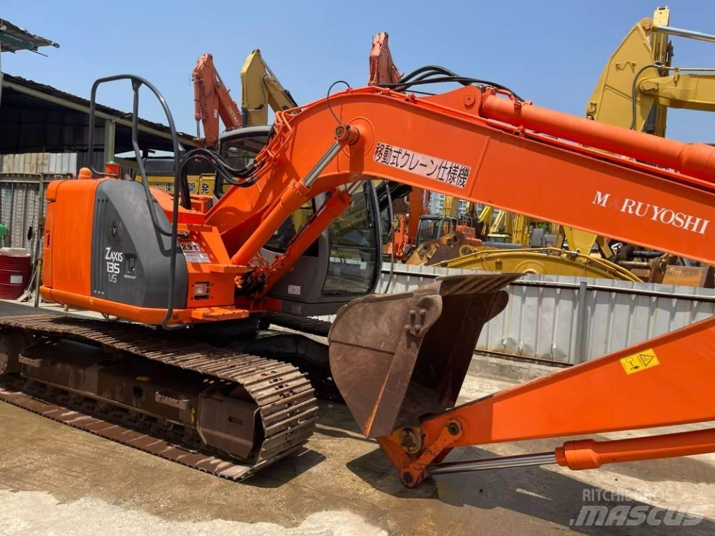 Hitachi ZX 135 Crawler excavators