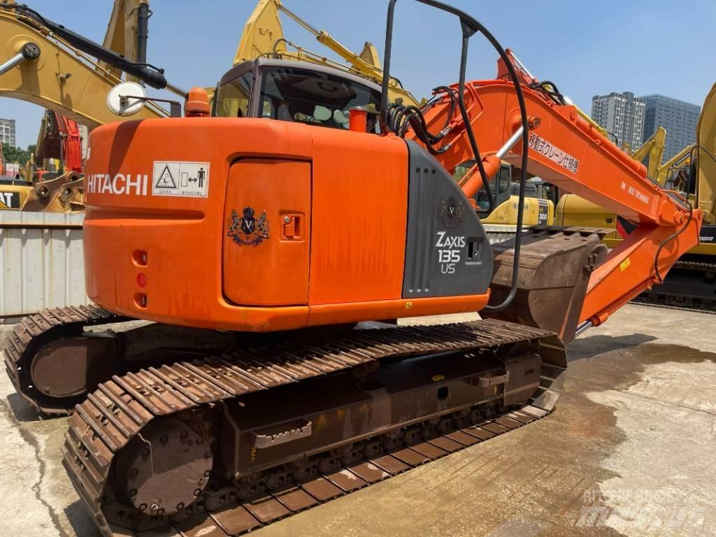Hitachi ZX 135 Crawler excavators