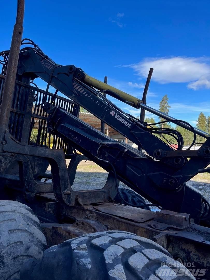 Komatsu 840TX Forwarders