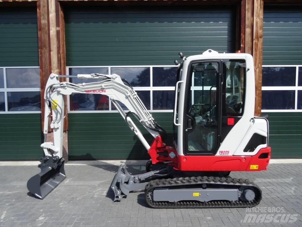 Takeuchi TB 225 Mini excavators < 7t (Mini diggers)