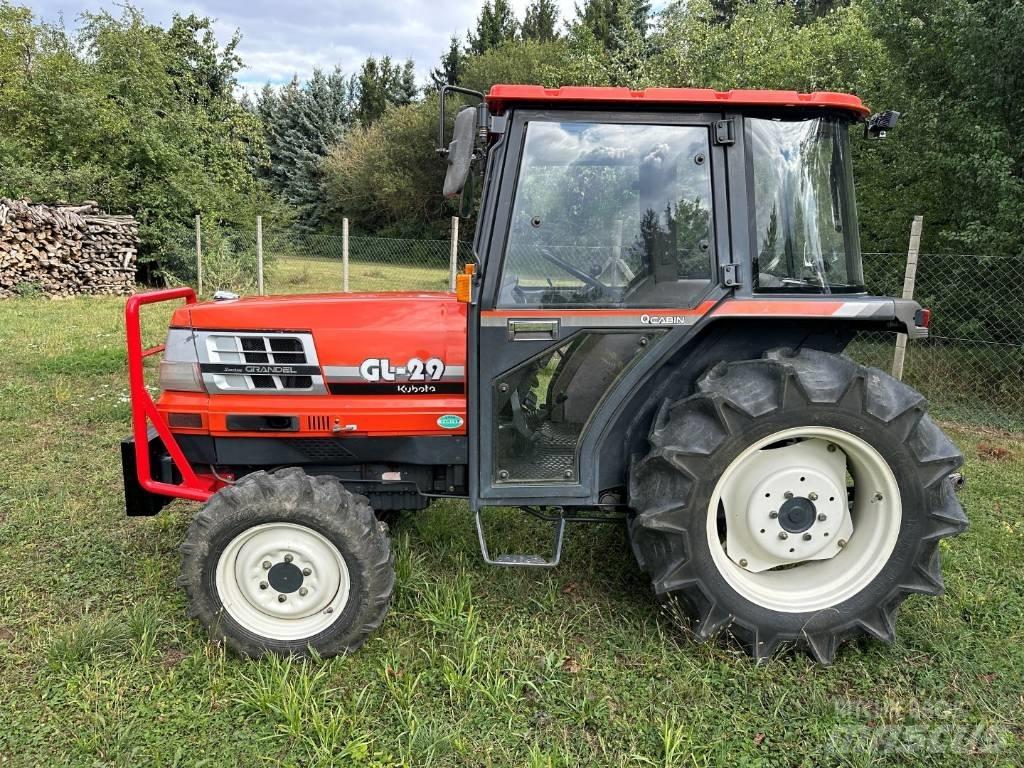 Kubota GL 29 Tractors