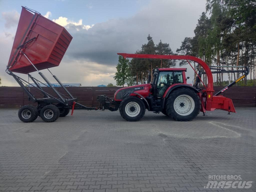 Valtra T202 Wood chippers