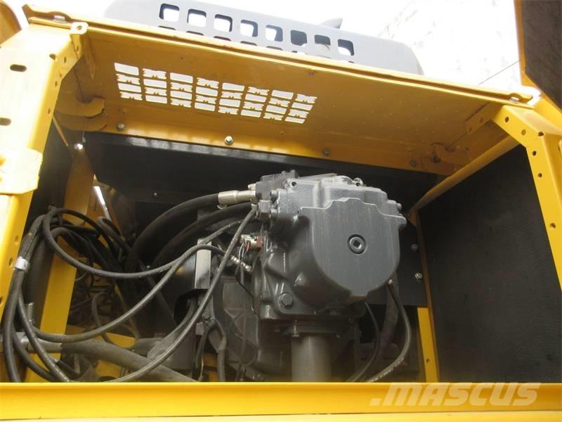 Komatsu PC 450 Crawler excavators