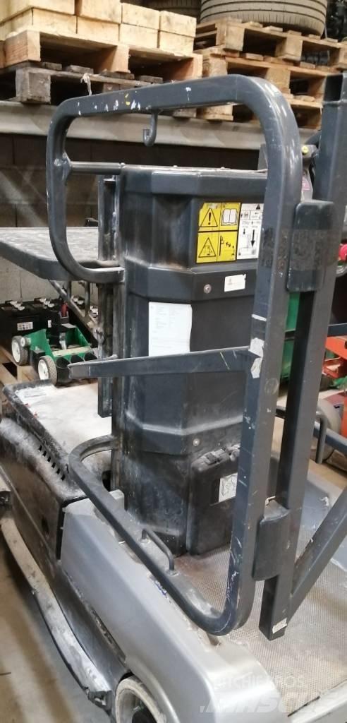 JLG 10 MSP Used Personnel lifts and access elevators