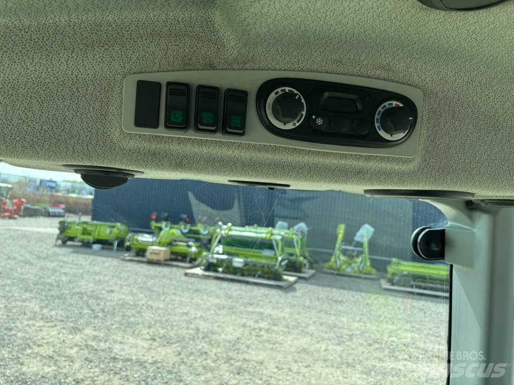 CLAAS Atos 340 Tractors