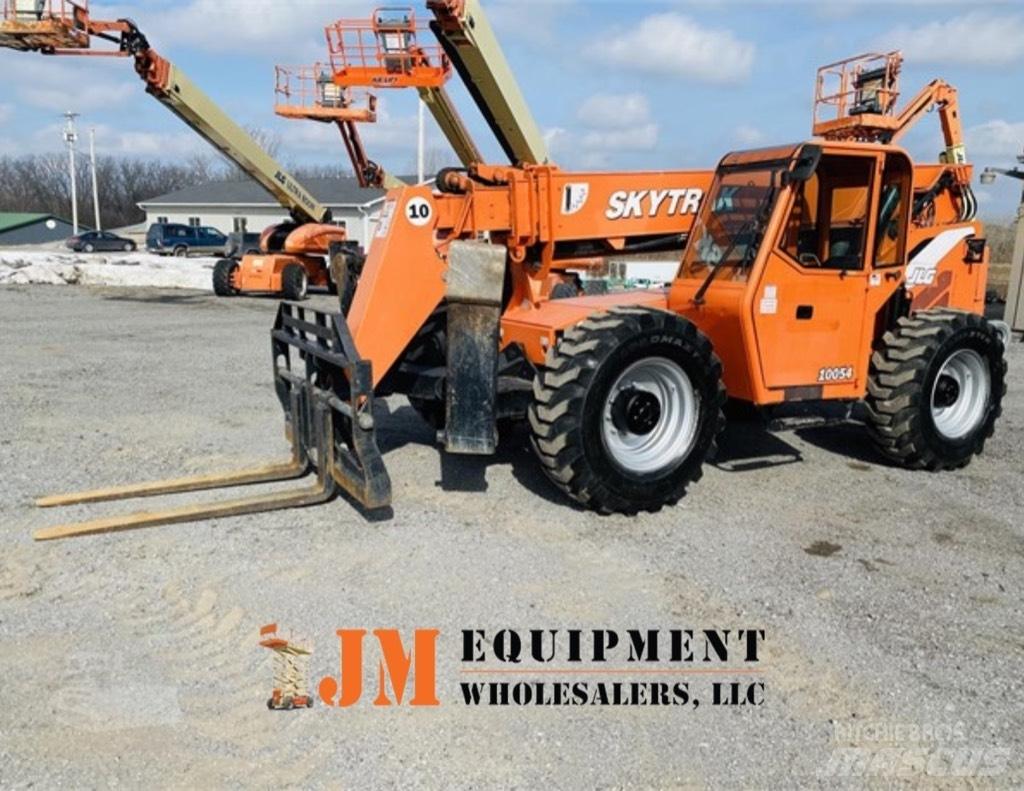SkyTrak 10054 Telescopic handlers