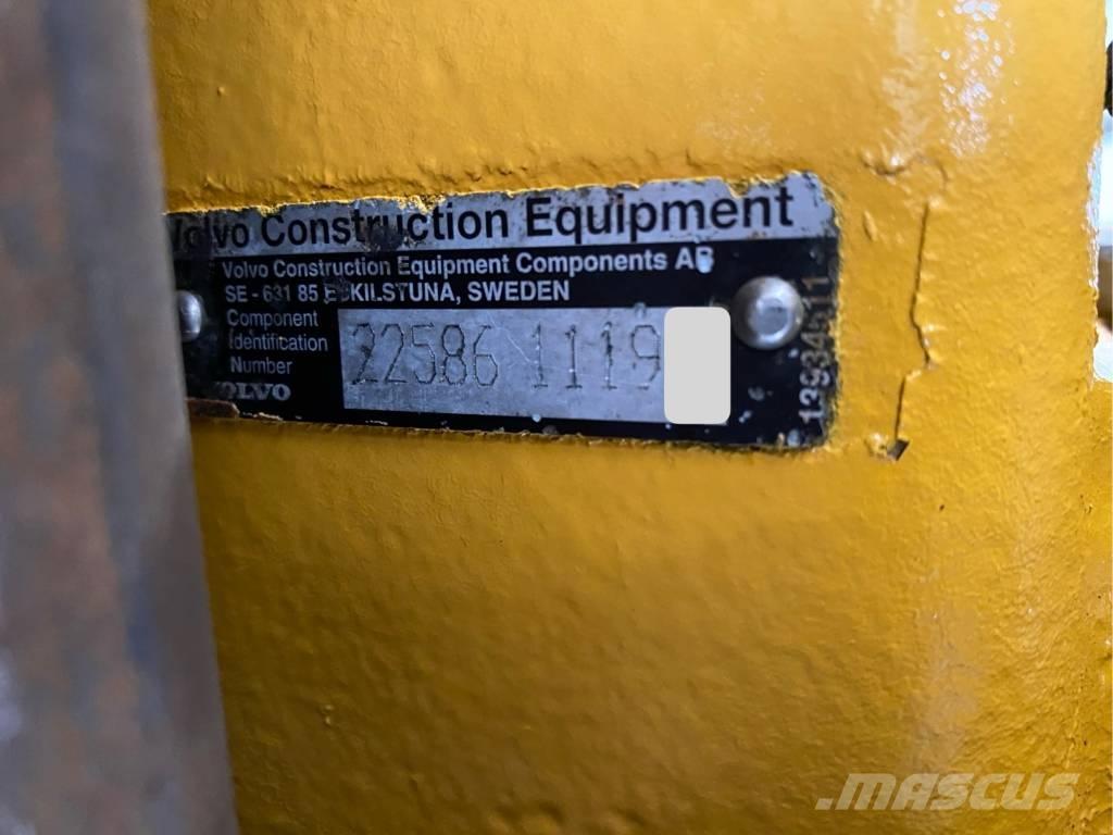 Volvo L 150 G Transmission