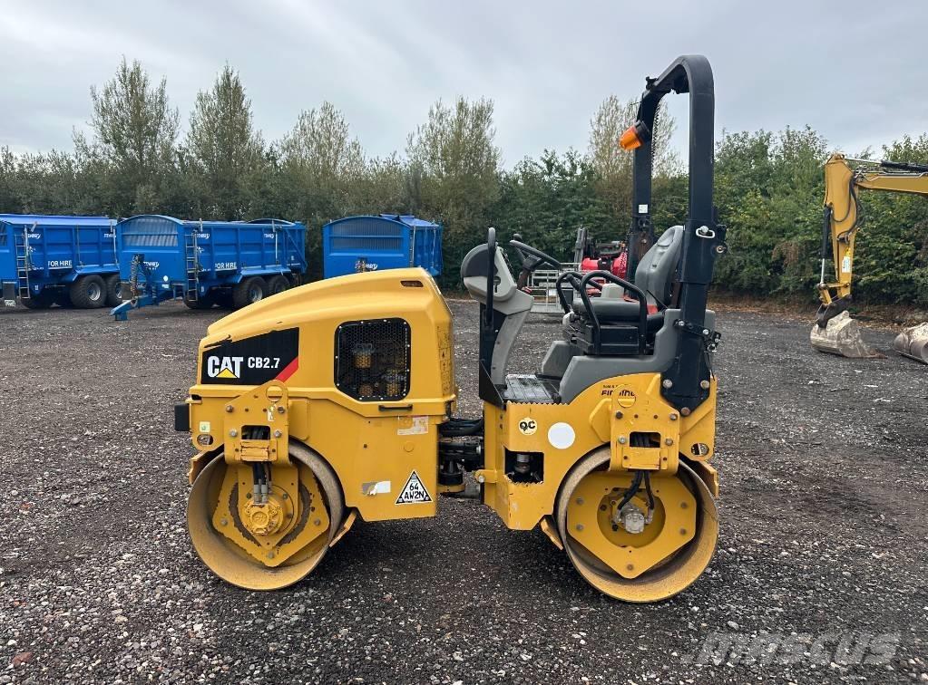 CAT CB 2.7 Twin drum rollers