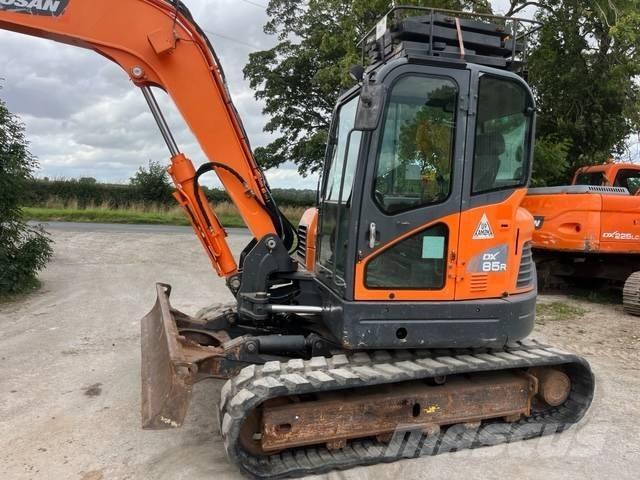 Doosan DX 85 R-3 Mini excavators  7t - 12t