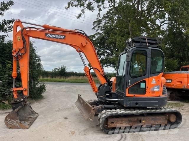 Doosan DX 85 R-3 Mini excavators  7t - 12t