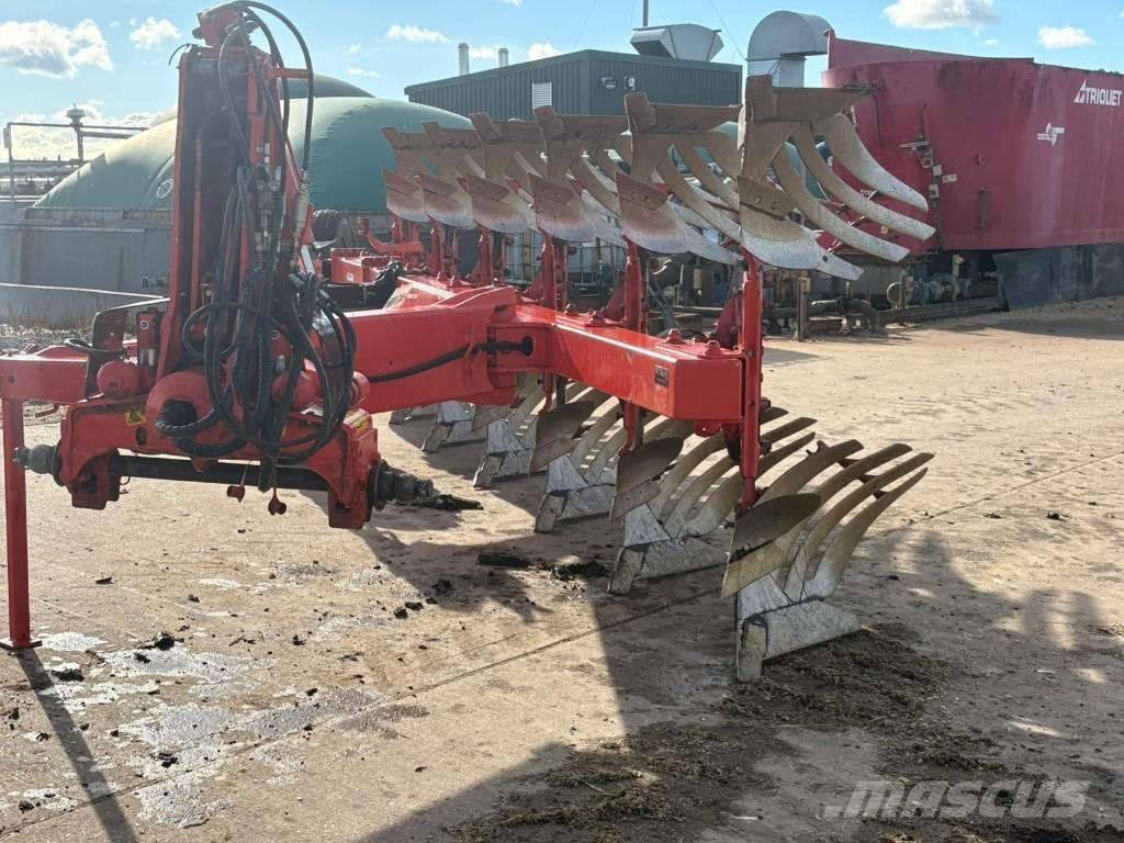 Kuhn MULTIMASTER 183 Reversible ploughs