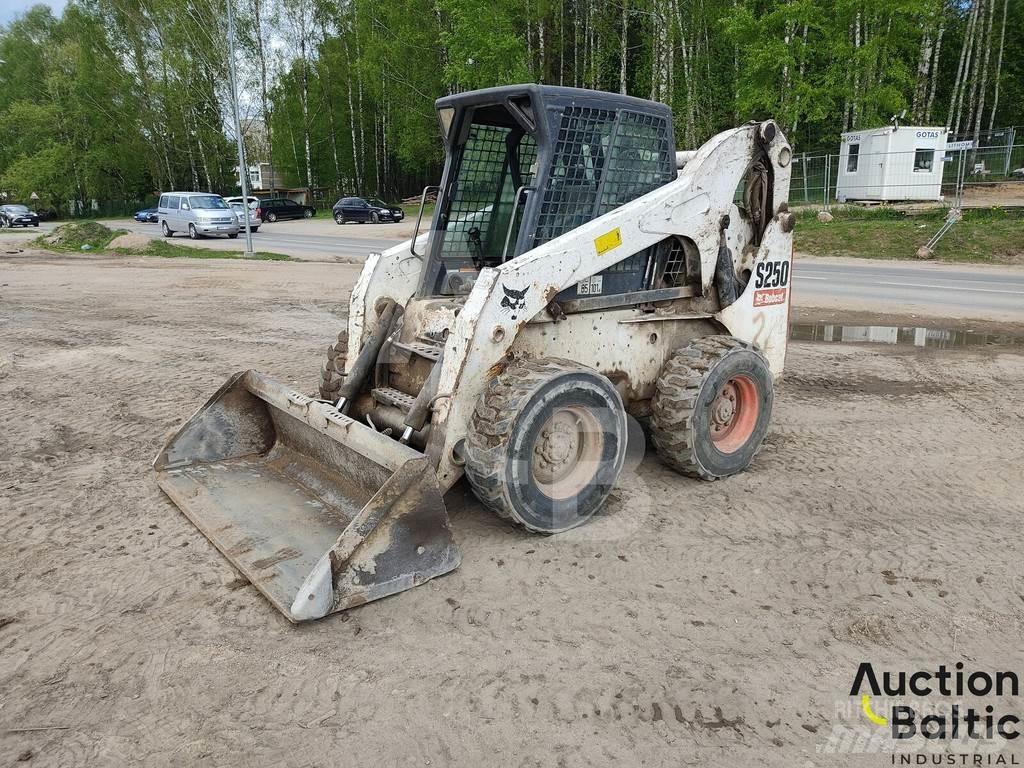 Bobcat S 250 Skid steer loaders