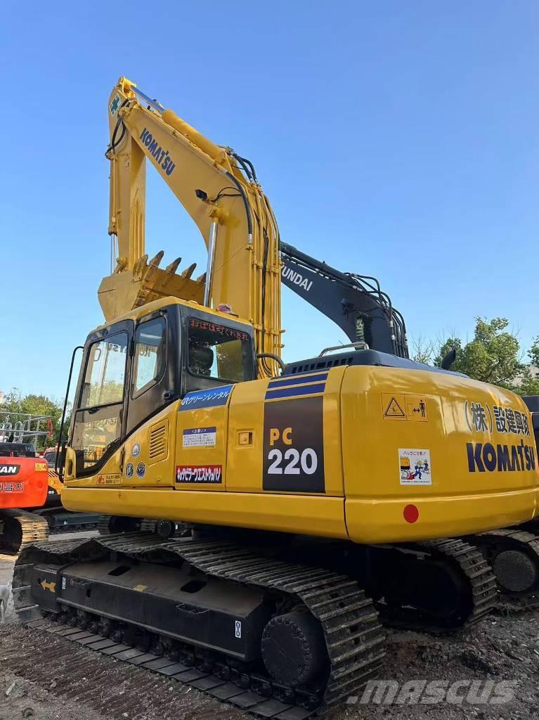 Komatsu PC 220-7 Crawler excavators