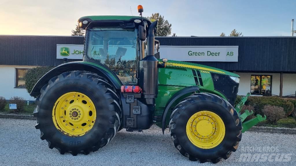 John Deere 7250R Tractors