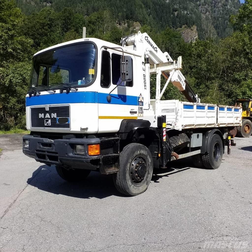 MAN 19.372 Tipper trucks