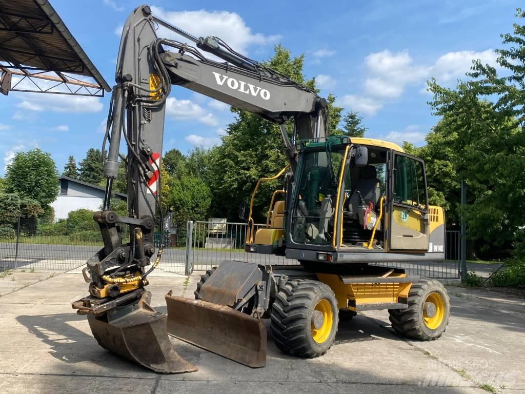Komatsu EW 140 C Wheeled excavators