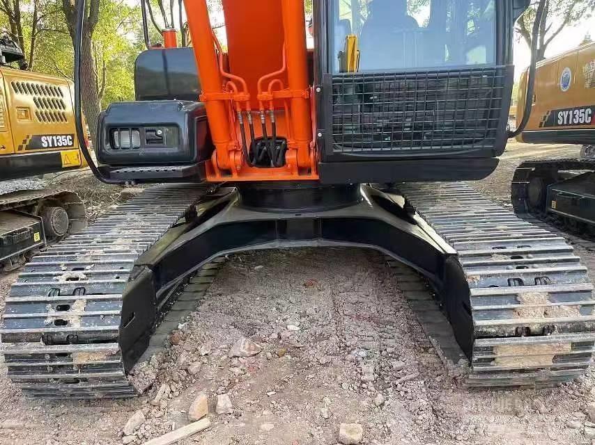 Hitachi ZX120 Crawler excavators