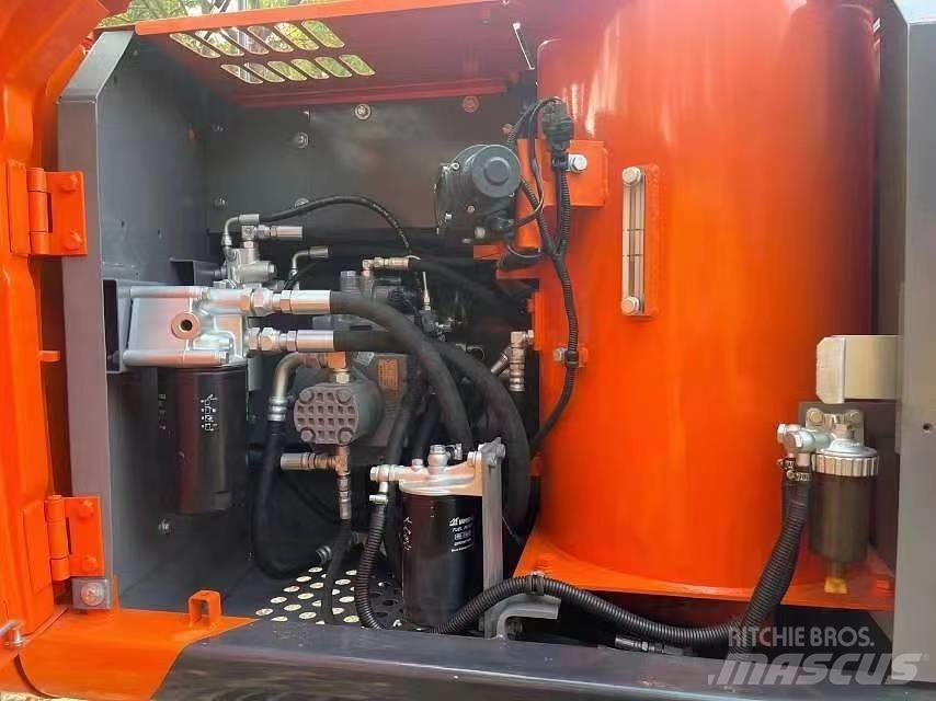 Hitachi ZX120 Crawler excavators