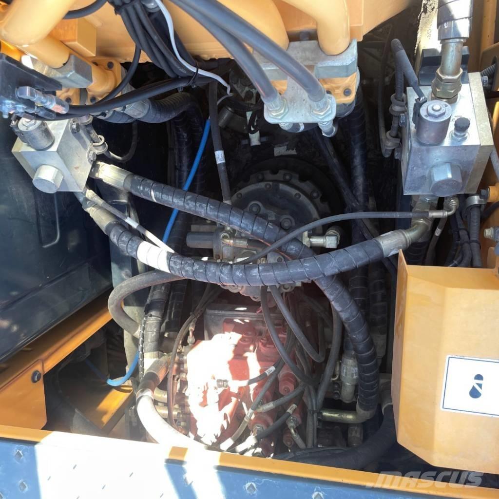 Hyundai HX220L Crawler excavators