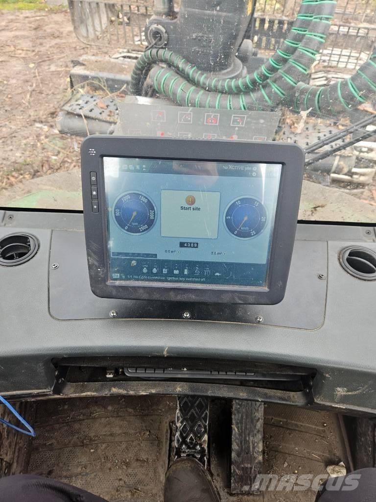 John Deere 1010 G Forwarders