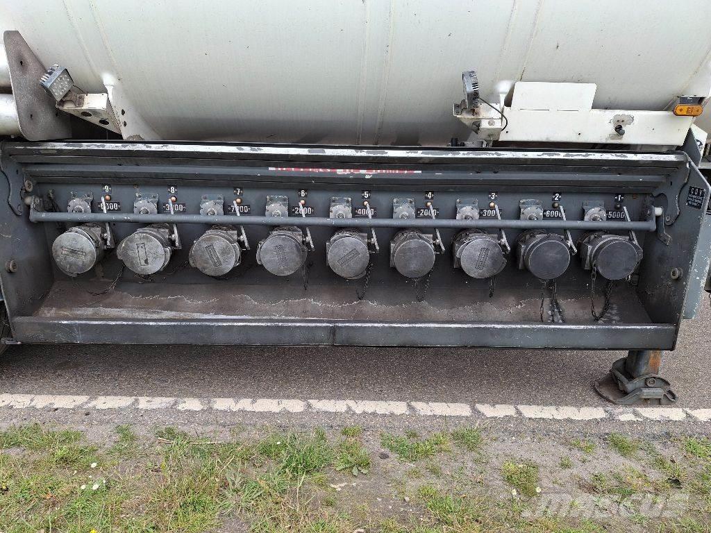 Acerbi ASO64003SP Tanker semi-trailers