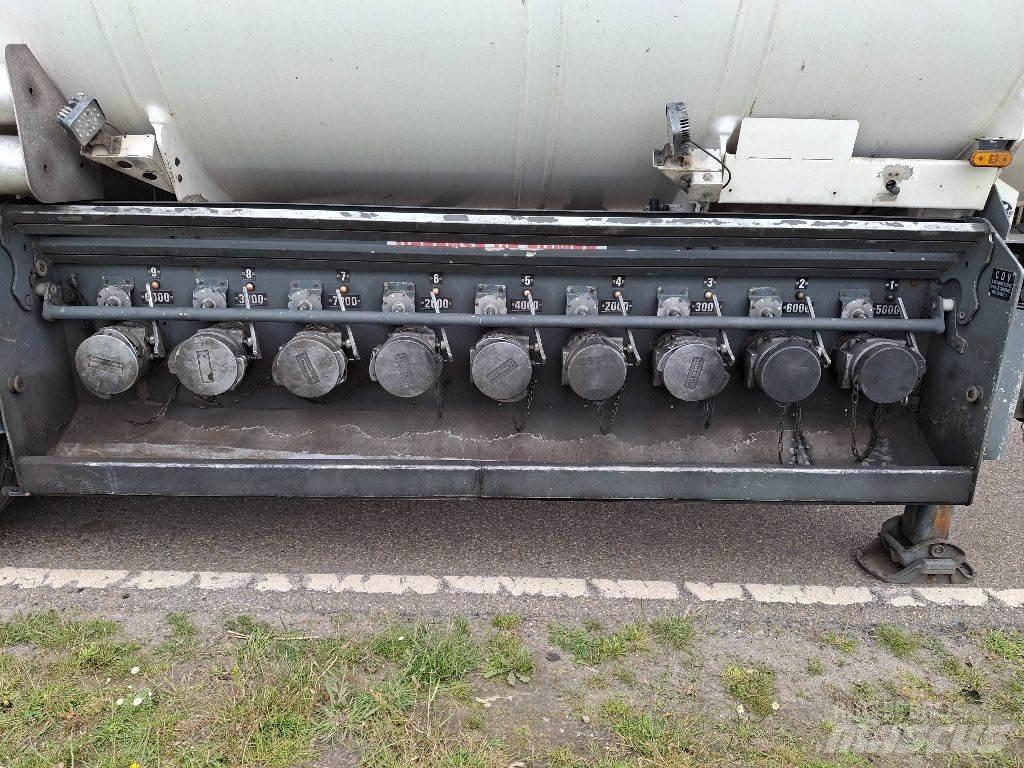 Acerbi ASO64003SP Tanker semi-trailers