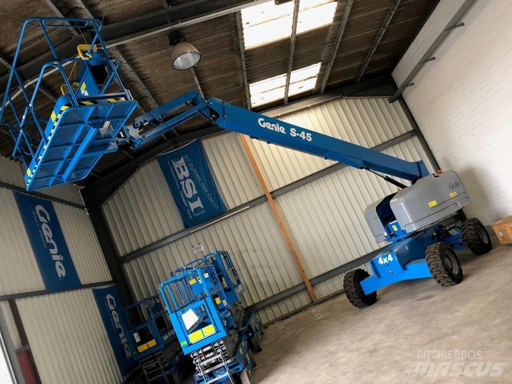 Genie S-45XC Telescopic boom lifts