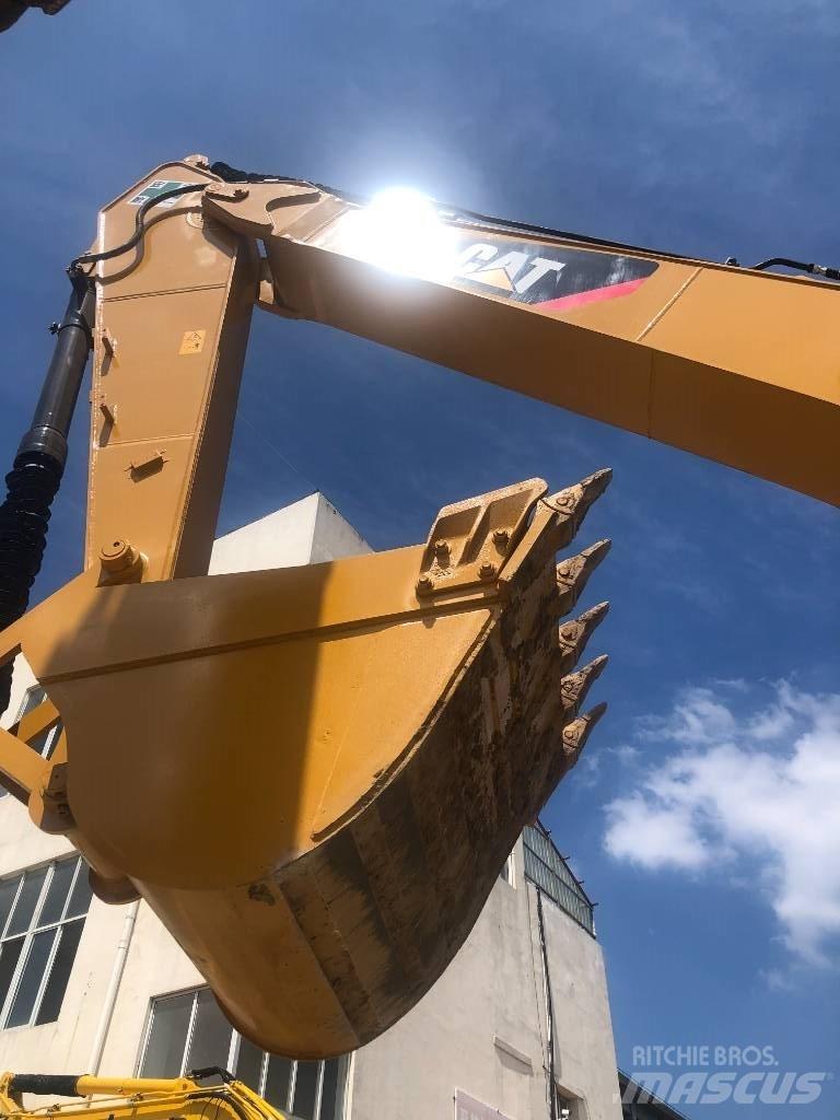 CAT 320 B L Crawler excavators
