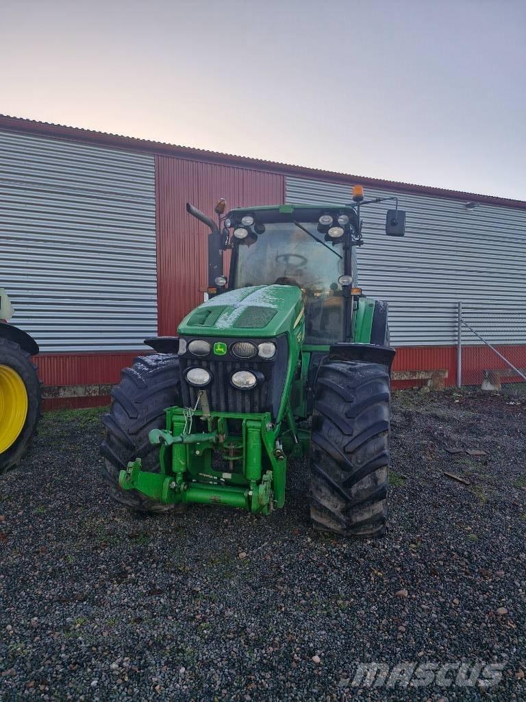 John Deere 7730 Tractors