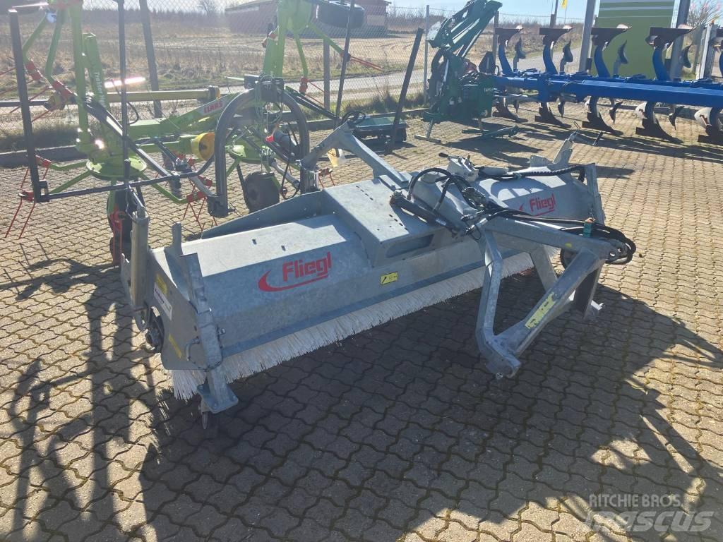 Fliegl Kost 2,8 m. Other tractor accessories