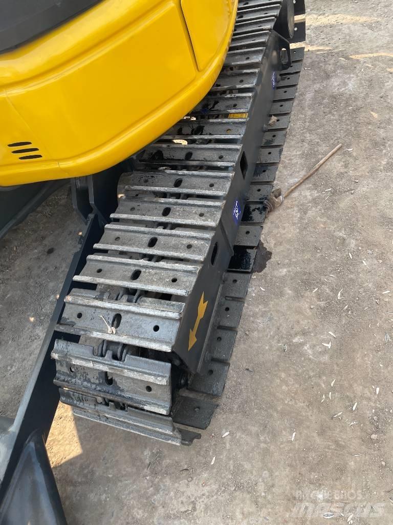 Komatsu PC 35 Mini excavators < 7t (Mini diggers)