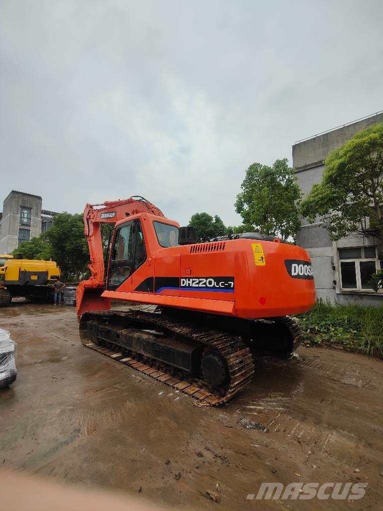 Doosan 220 LC-7 Crawler excavators