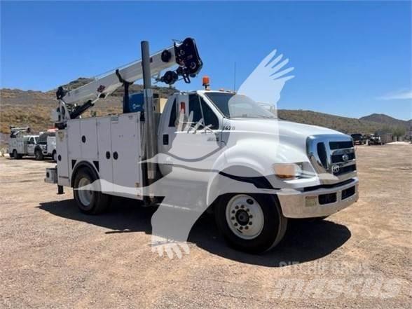 Ford F750 Other