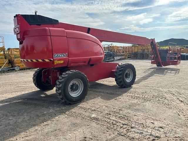 JLG 660 SJ Telescopic boom lifts
