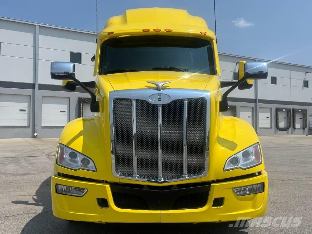 Peterbilt 579 Prime Movers