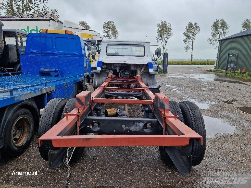Bedford TK 1020 Prime Movers