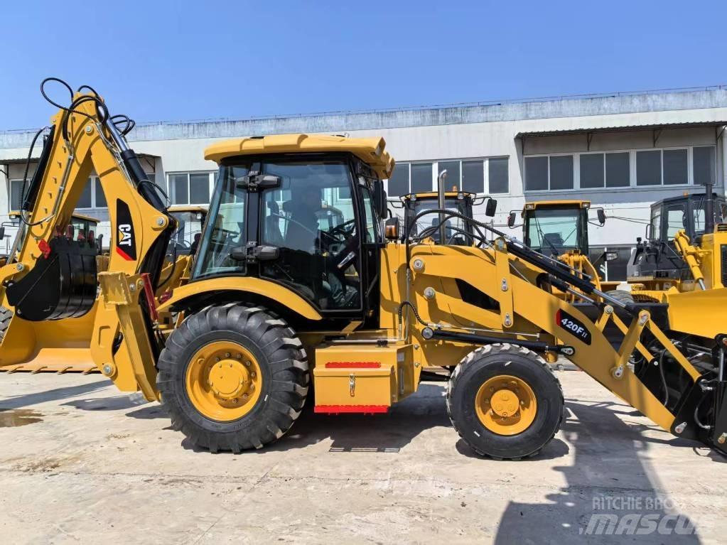 CAT 420 F Backhoe