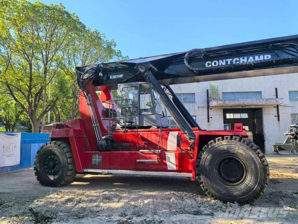 Kalmar DRF 450 Reach stackers