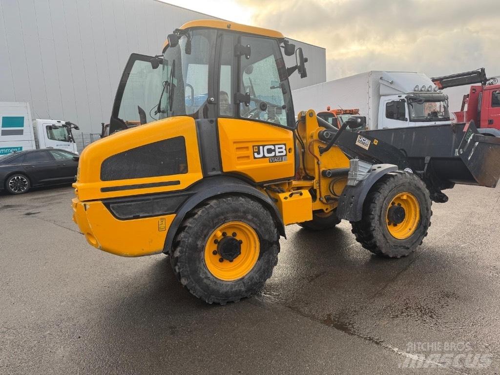 JCB 409 SV Backhoe