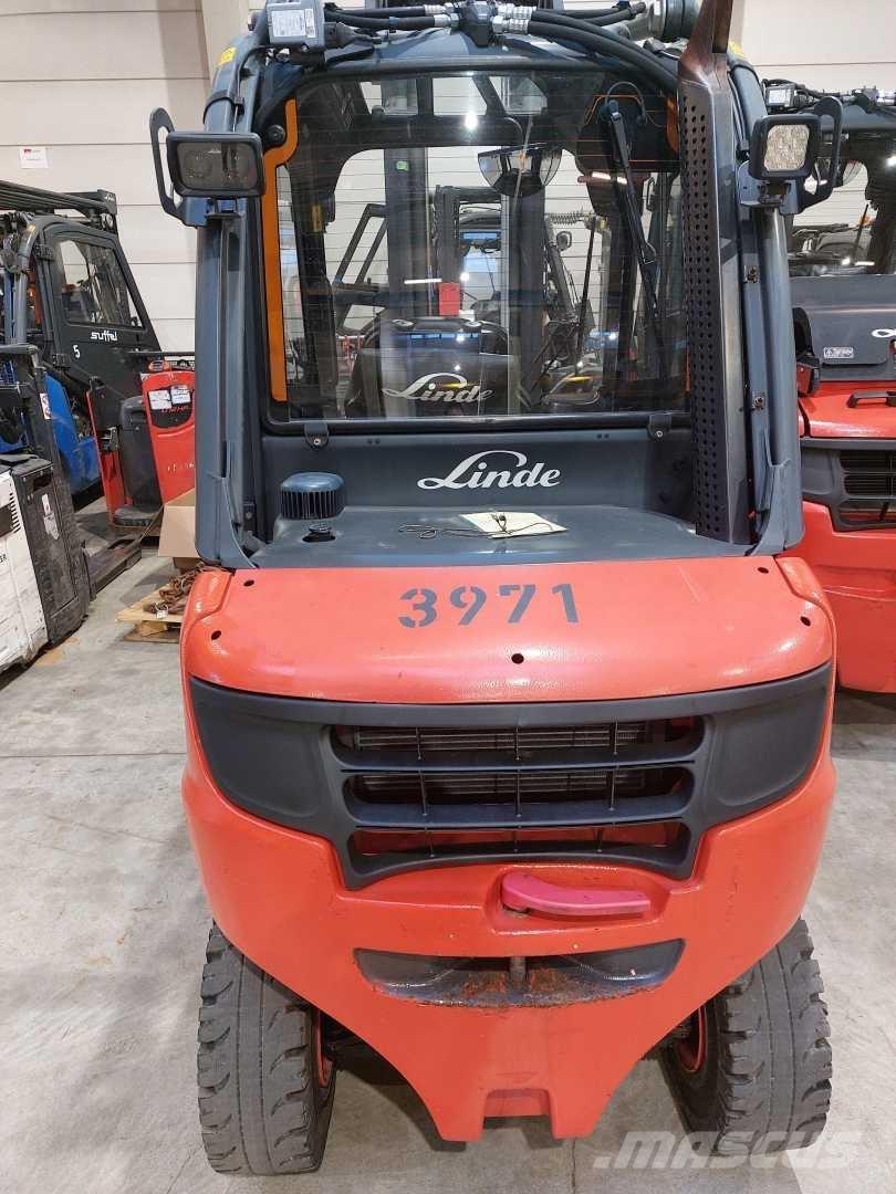 Linde H30D Diesel trucks