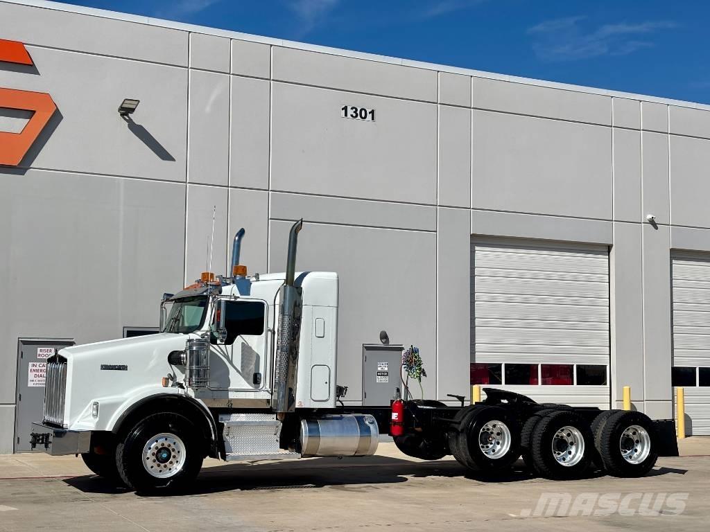 Kenworth T 800 Prime Movers