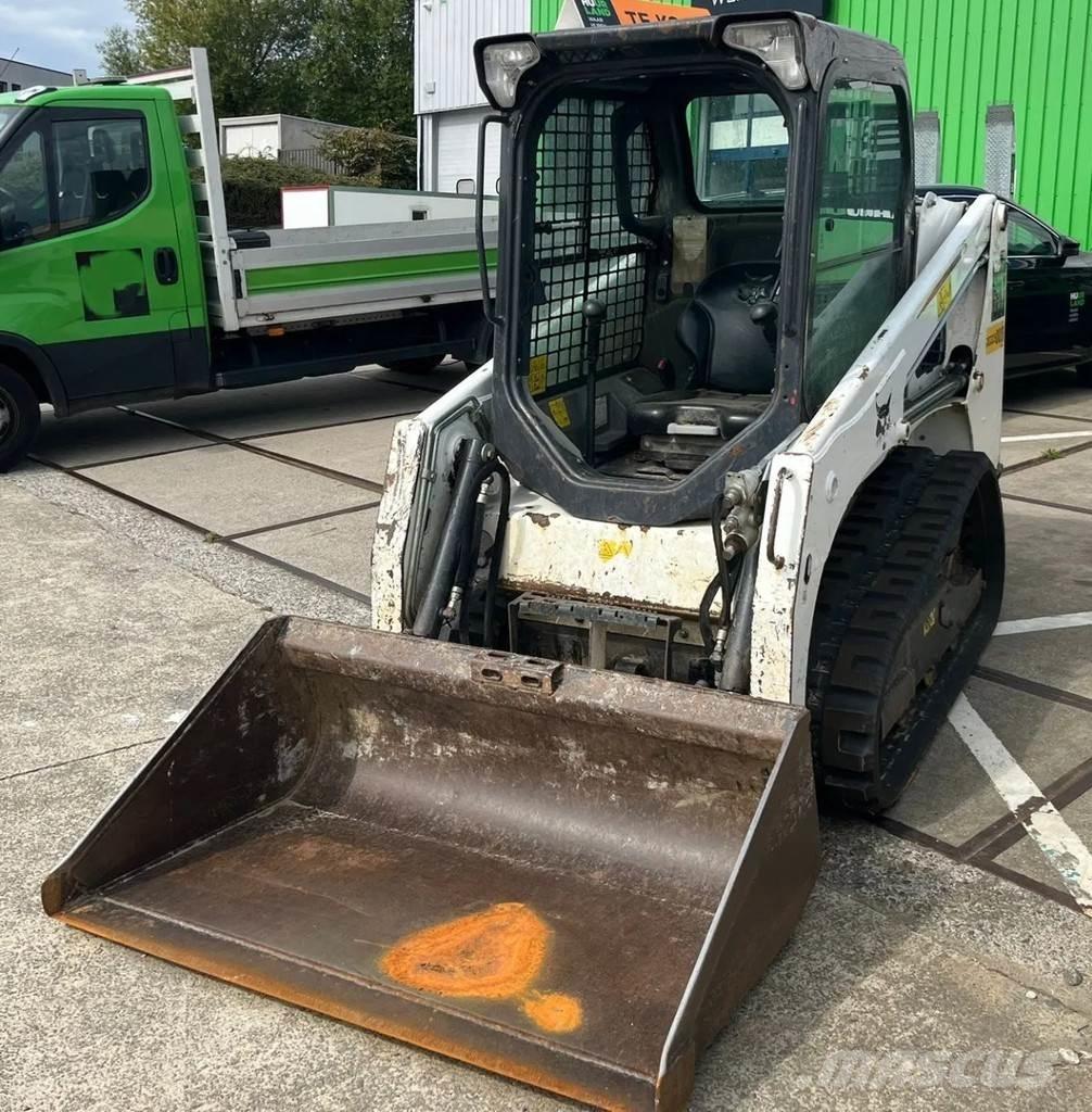 Bobcat T450 Skid steer loaders