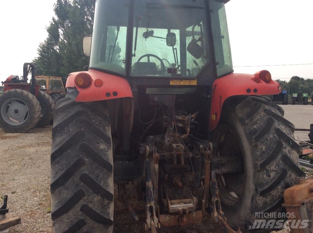 Massey Ferguson 5435 Tractors