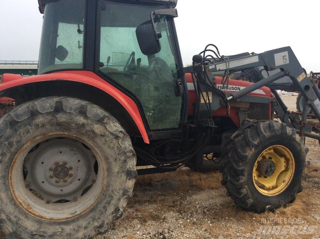 Massey Ferguson 5435 Tractors