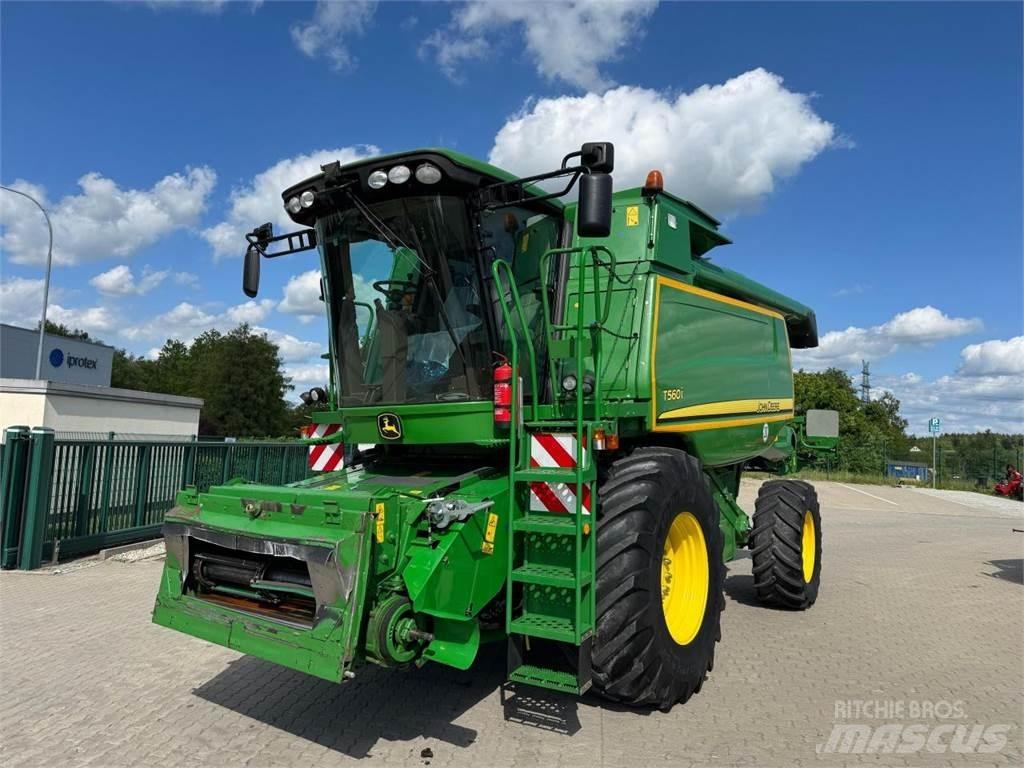John Deere T560 HM Combine harvesters