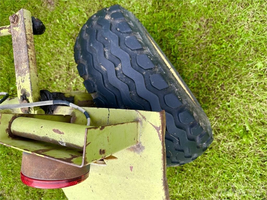 Fortschritt E 303 Mowers