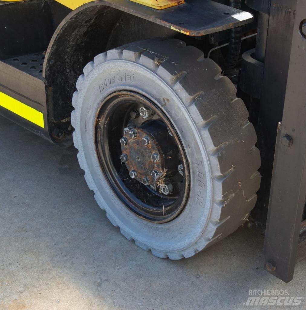 Hyster H2.5TX LPG trucks