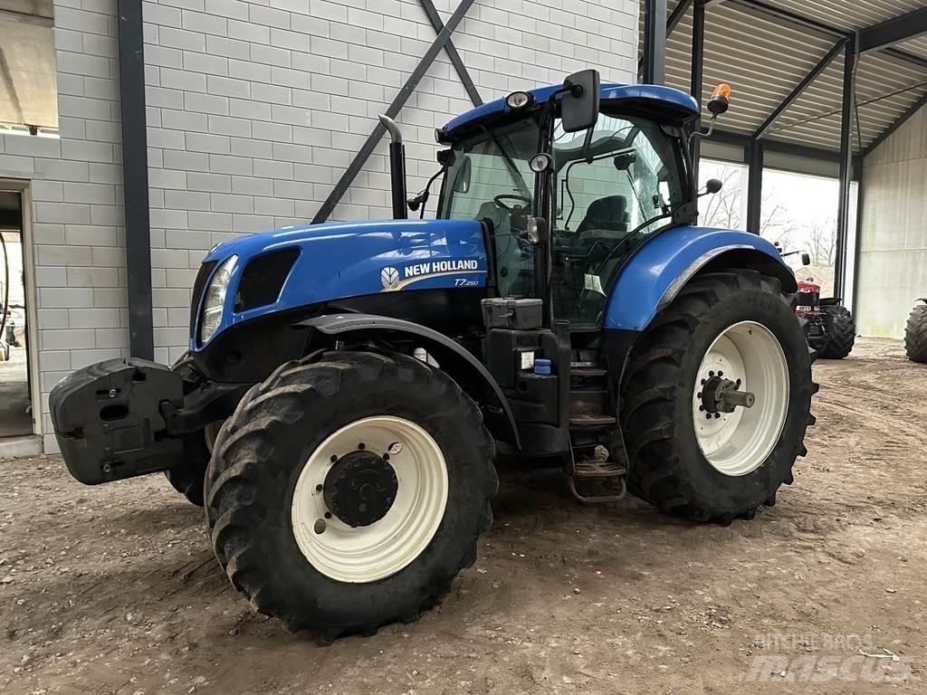 New Holland T7.250 Tractors