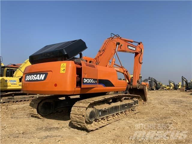 Doosan DH300 Crawler excavators